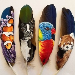 Jigsaw puzzle: Animal portraits on bird feathers