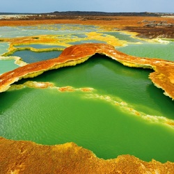 Jigsaw puzzle: Volcanic crater