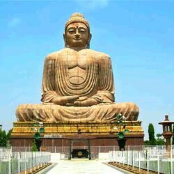Jigsaw puzzle: Buddha statue in India