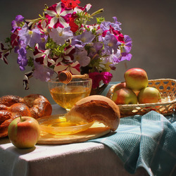 Jigsaw puzzle: Honey with apples
