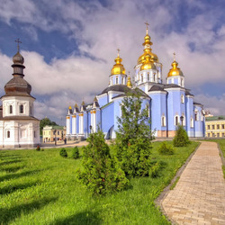 Jigsaw puzzle: St. Michael's Golden-Domed Monastery
