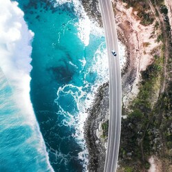 Jigsaw puzzle: Road across the ocean