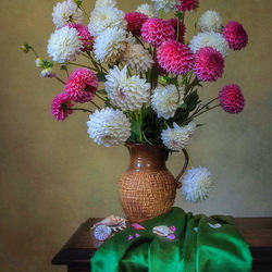 Jigsaw puzzle: White-pink bouquet