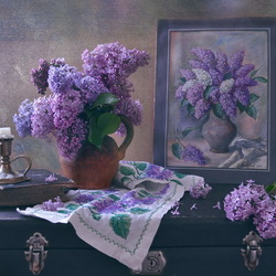 Jigsaw puzzle: Among the branches of lilac lilac