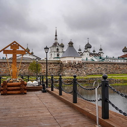Jigsaw puzzle: View of the monastery