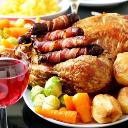 Jigsaw puzzle: Baked chicken with sausages