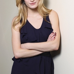 Jigsaw puzzle: Ashley Hinshaw