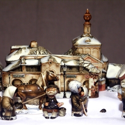 Jigsaw puzzle: Porcelain Russia in miniature