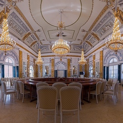 Jigsaw puzzle: Marble hall