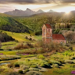 Jigsaw puzzle: Landscape with an old house