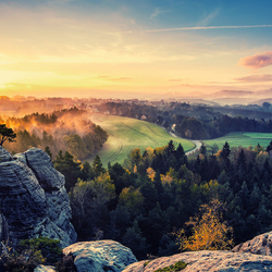 Jigsaw puzzle: Sunrise in the valley