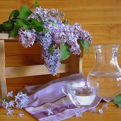 Jigsaw puzzle: Lilac branch