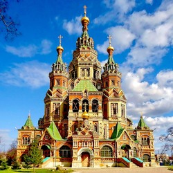 Jigsaw puzzle: Peter and Paul Cathedral in Peterhof