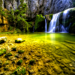 Jigsaw puzzle: Waterfall