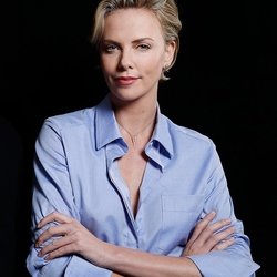 Jigsaw puzzle: Charlize Theron