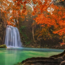 Jigsaw puzzle: Waterfall