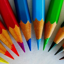 Jigsaw puzzle: The pencils