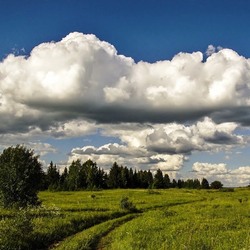 Jigsaw puzzle: Clouds so low