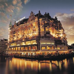 Jigsaw puzzle: Hotel De l'Europe Amsterdam
