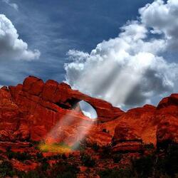 Jigsaw puzzle: Red mountain