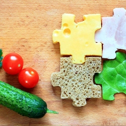Jigsaw puzzle: Jigsaw puzzle breakfast