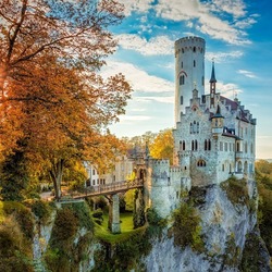 Jigsaw puzzle: Liechtenstein castle