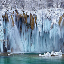 Jigsaw puzzle: Frozen waterfall
