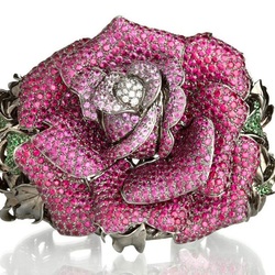 Jigsaw puzzle: Brooch Rose