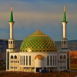Jigsaw puzzle:  Mosque in Kemerovo