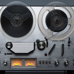 Jigsaw puzzle: Stereo tape recorder
