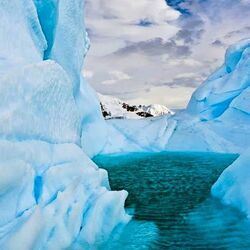 Jigsaw puzzle: Antarctic ice