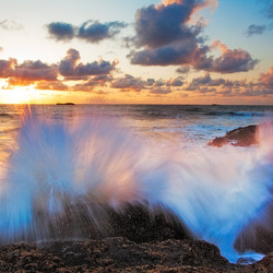 Jigsaw puzzle: Sparkling waves