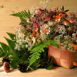 Jigsaw puzzle: Basket with forest gifts