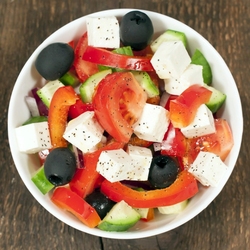 Jigsaw puzzle: Greek salad
