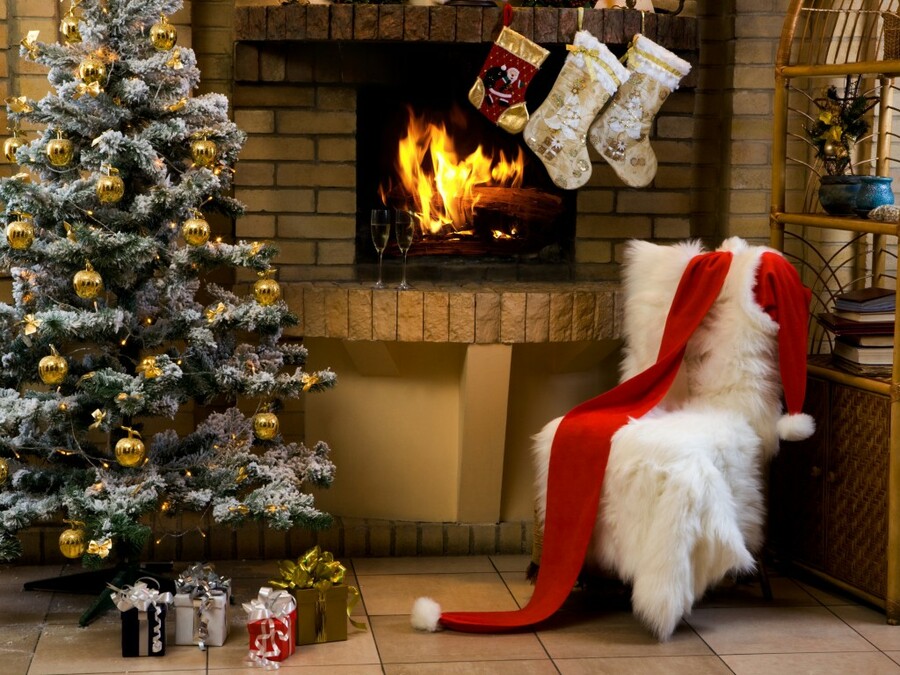 Jigsaw puzzle «Christmas fireplace» solve jigsaw puzzles online
