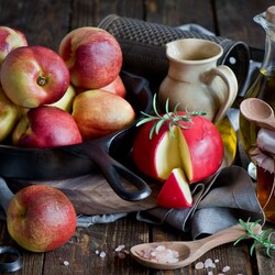 Jigsaw puzzle: Peaches with honey