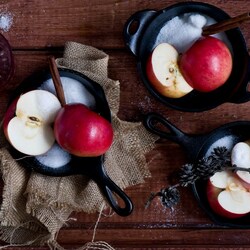 Jigsaw puzzle: Apples with cinnamon