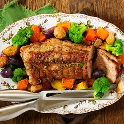 Jigsaw puzzle: Baked meat with vegetables