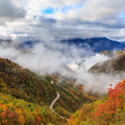 Jigsaw puzzle: Fog in the mountains