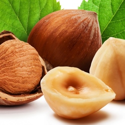 Jigsaw puzzle: Hazelnuts