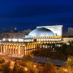 Jigsaw puzzle: Novosibirsk Opera and Ballet Theater