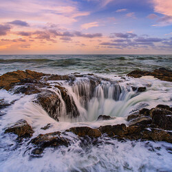 Jigsaw puzzle: Thor's Well