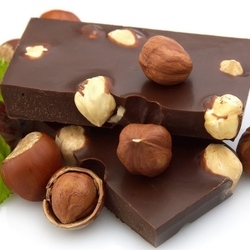 Jigsaw puzzle: Whole hazelnut chocolate