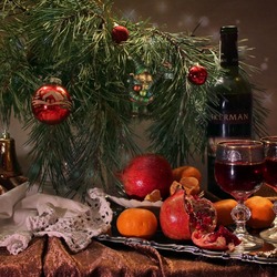 Jigsaw puzzle: New Year's still life with a Christmas tree