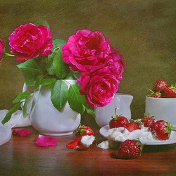 Jigsaw puzzle: Roses and strawberries with cream