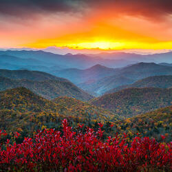 Jigsaw puzzle: Sunset in the mountains