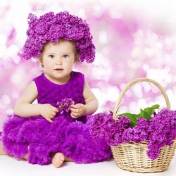 Jigsaw puzzle: Baby in lilac