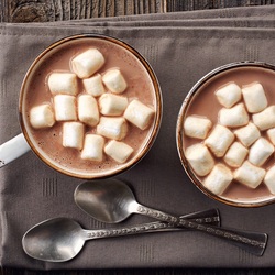 Jigsaw puzzle: Cocoa for two