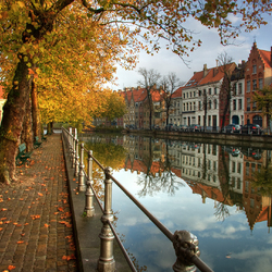 Jigsaw puzzle: Bruges in autumn