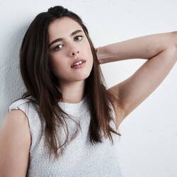 Jigsaw puzzle: Margaret Qualley